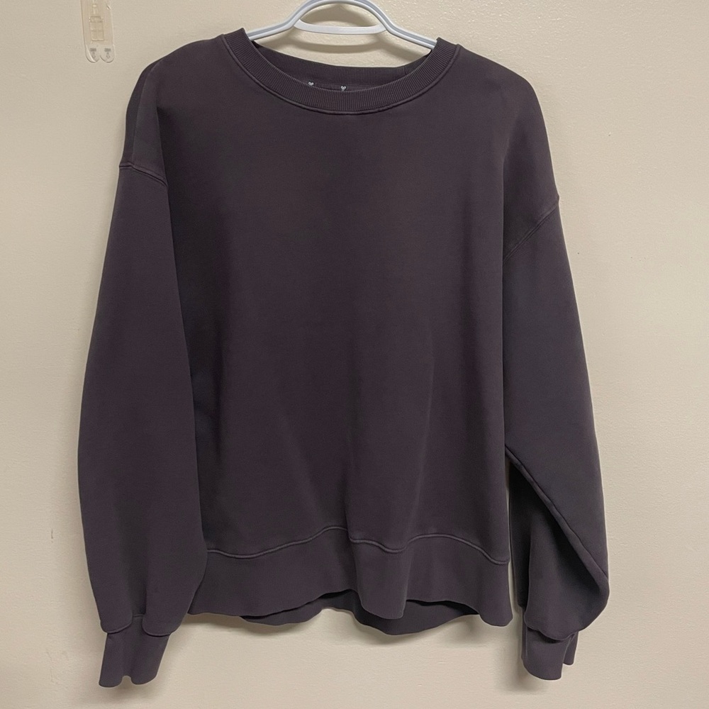 Tna crewneck